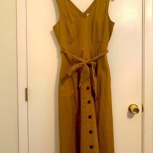 Tall Gap Button Down Linen Dress